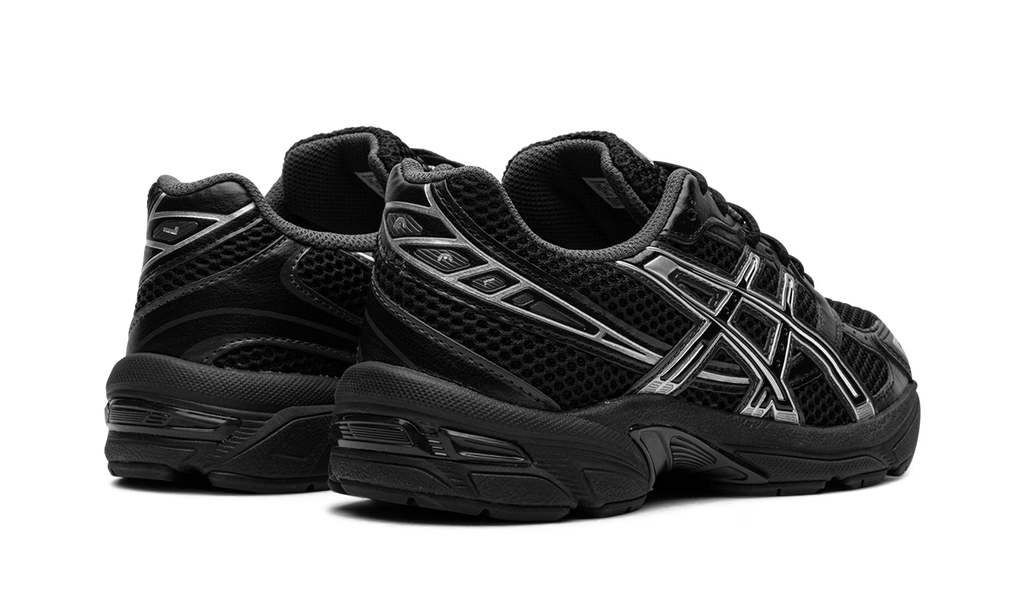 ASICS MENS Gel 1130 "Black / Pure Silver" 1201A906 001 from Stadium Goods